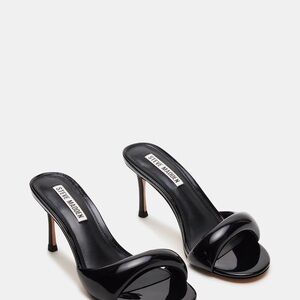 Steve Madden Glossy Black Heels